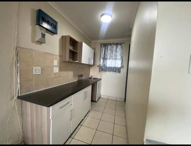 1 BEDROOM PROPERTY TO RENT IN SOUTH BEACH